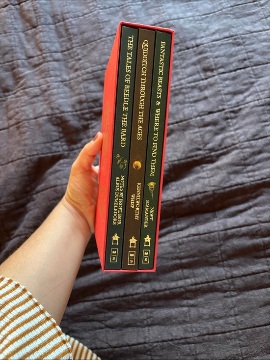 Scholastic Other - The Hogwarts Library Book Set in box